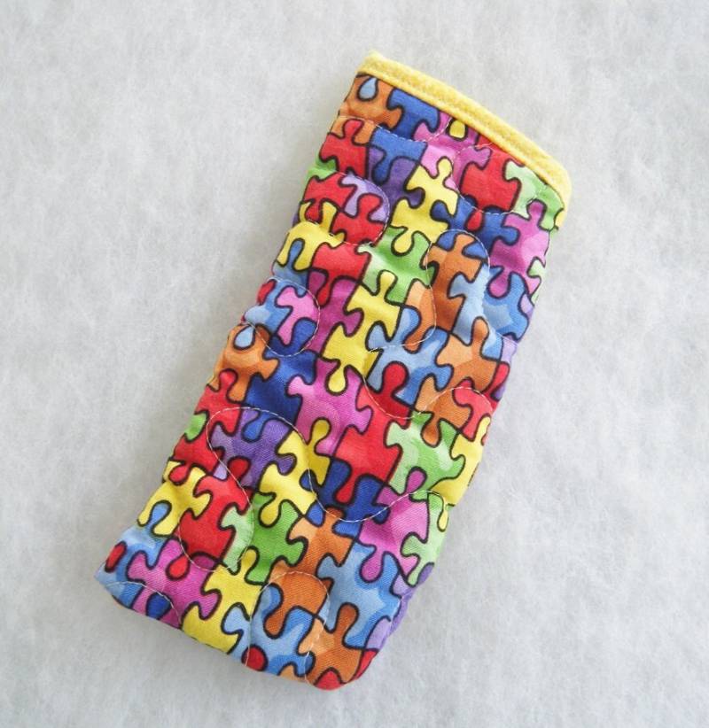 Gestepptes Brillen-/Sonnenbrillenetui - Puzzleteile von doodlebugdogs