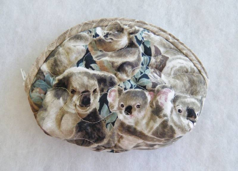 Kleine Gesteppte Geldbörse - Koalas von doodlebugdogs