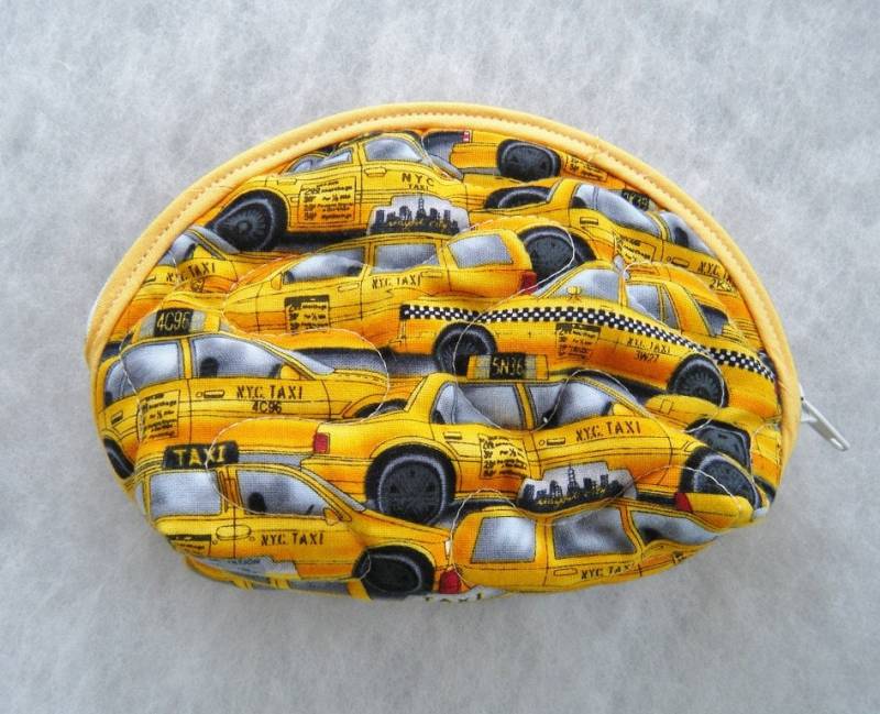 Kleine Gesteppte Geldbörse - Nyc Taxi Cabs von doodlebugdogs