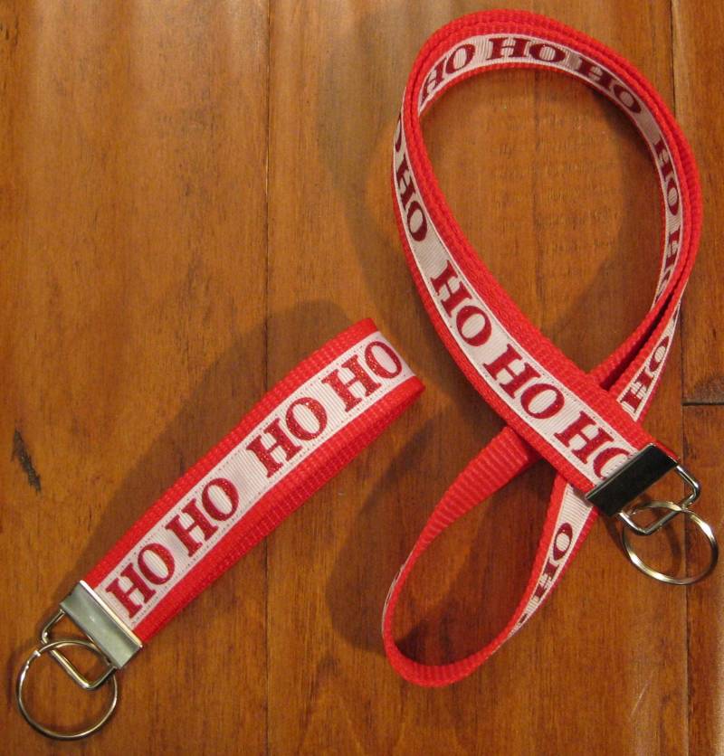 Hohoho Weihnachten Schlüsselband Roter Ausweishalter, Weihnachtsgeschenk von doodleheadz