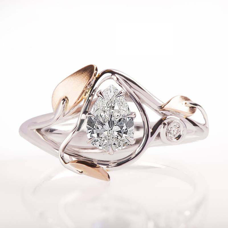 Birne Diamantring, Verlobungsring, Birnenschliff Ring, Diamant Blätter Blatt Zweifarbiger Blattring, Blattring von doronmerav