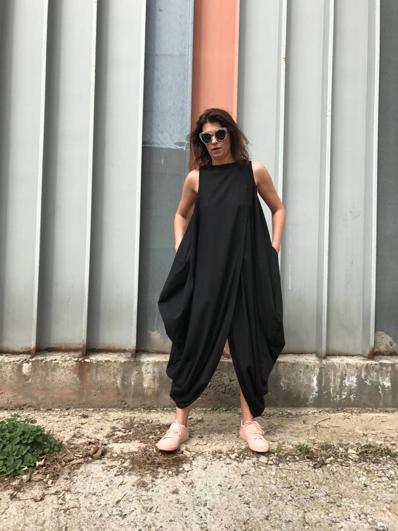 Kleid in Übergröße, Leinenkleid, Wickelkleid, Damenkleid, Ballonkleid, Langes Kleid, Lässiges Schwarzes Damen Urbankleidung, Maxikleid von doroteyya