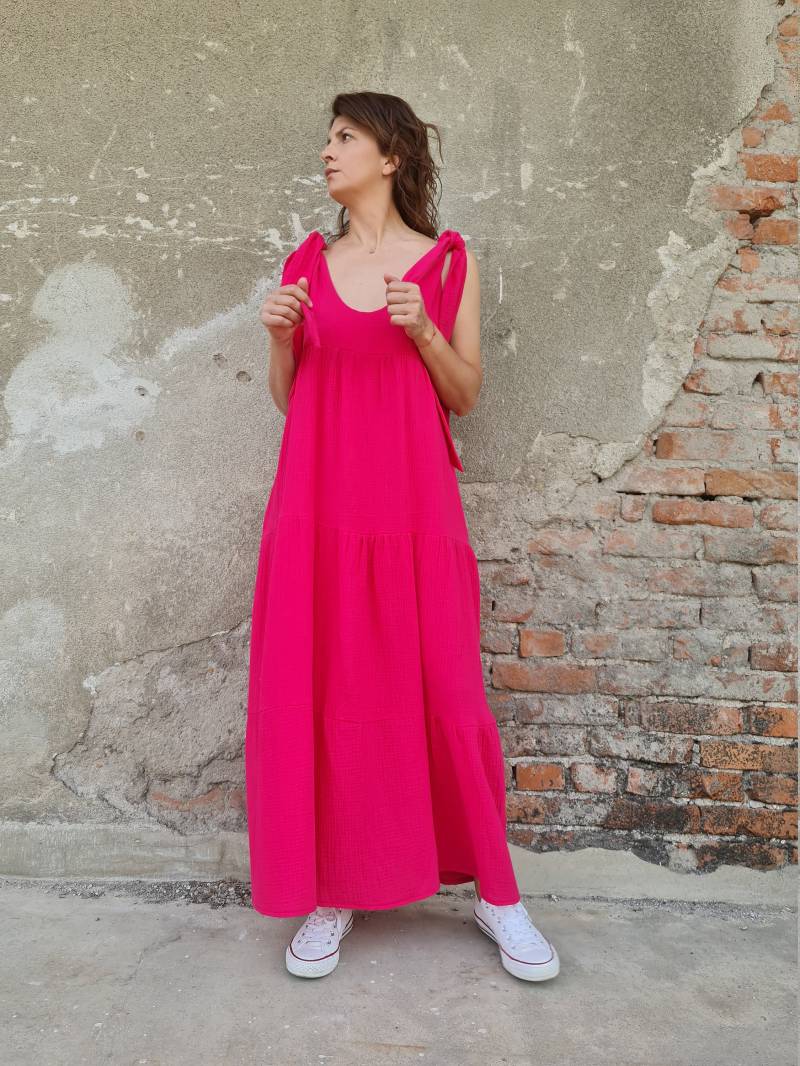 Langes Fuchsia Kleid, Damen Musselin Strings A-Linie Maxi String-Kleid von doroteyya