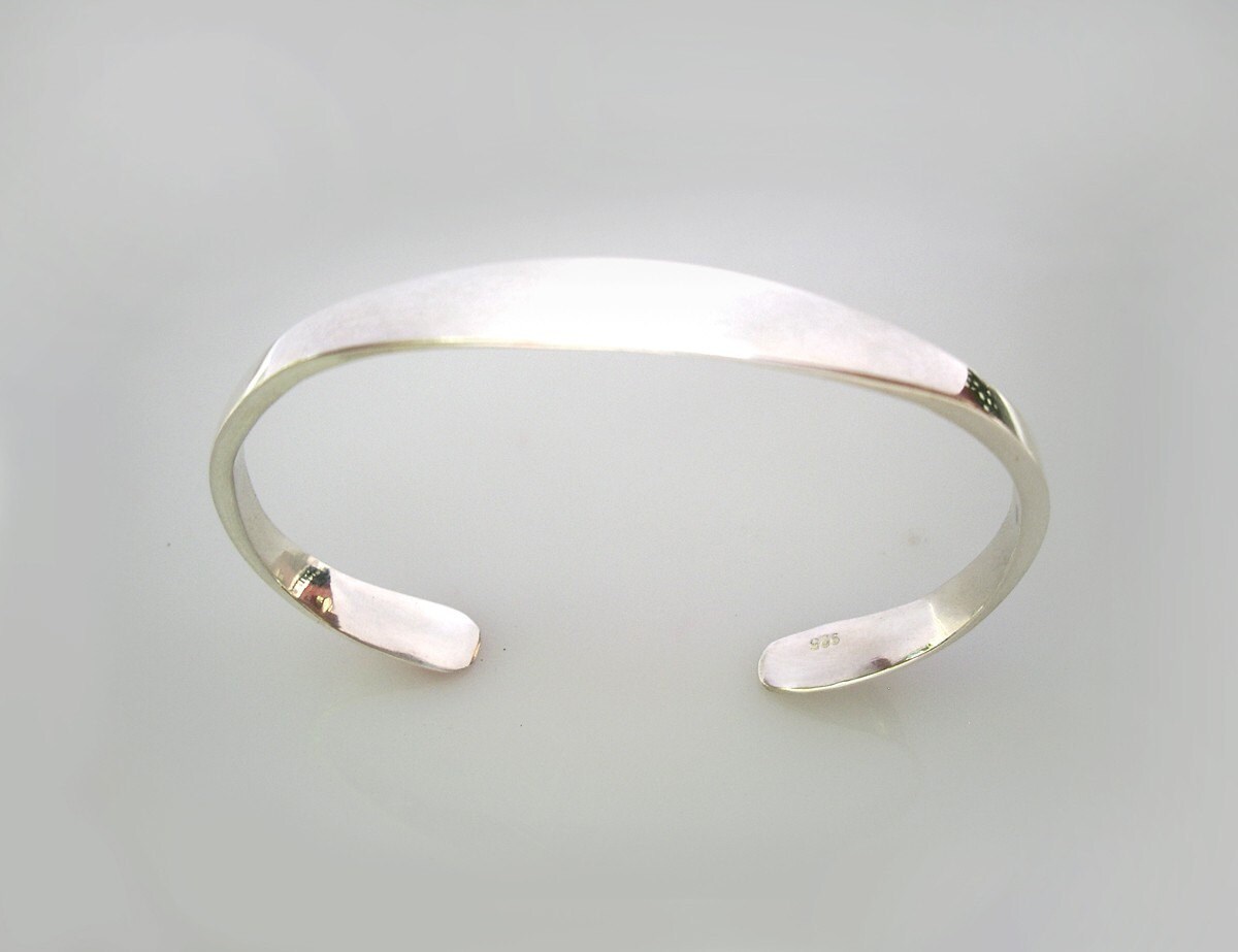 Das Damen Mona Armband Das Damen Mona Armband von dougpetersonjewelers