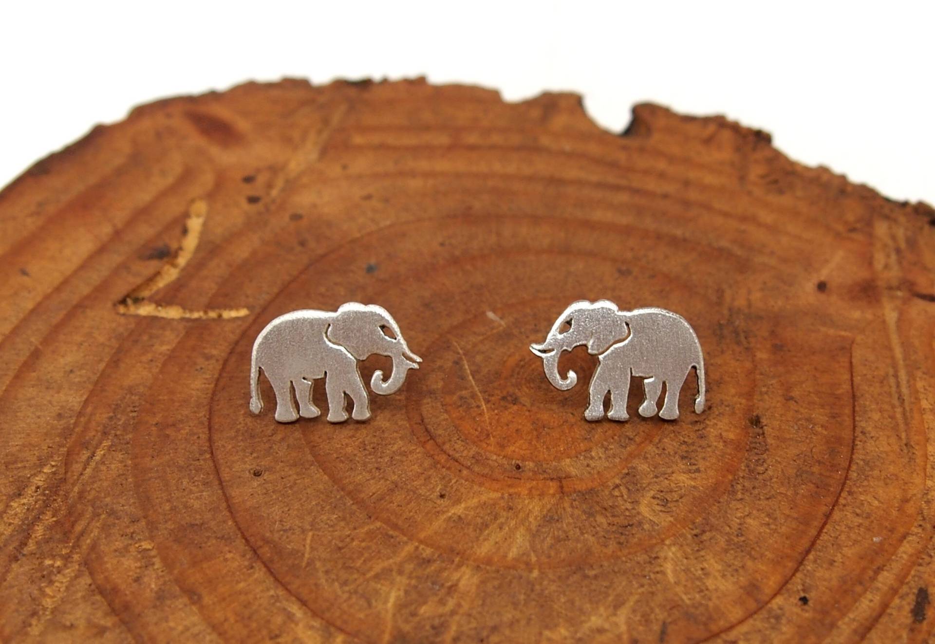 Handgemachte Sterling Silber Elefant Ohrstecker Tier Schmuck von drawadreamjewelry