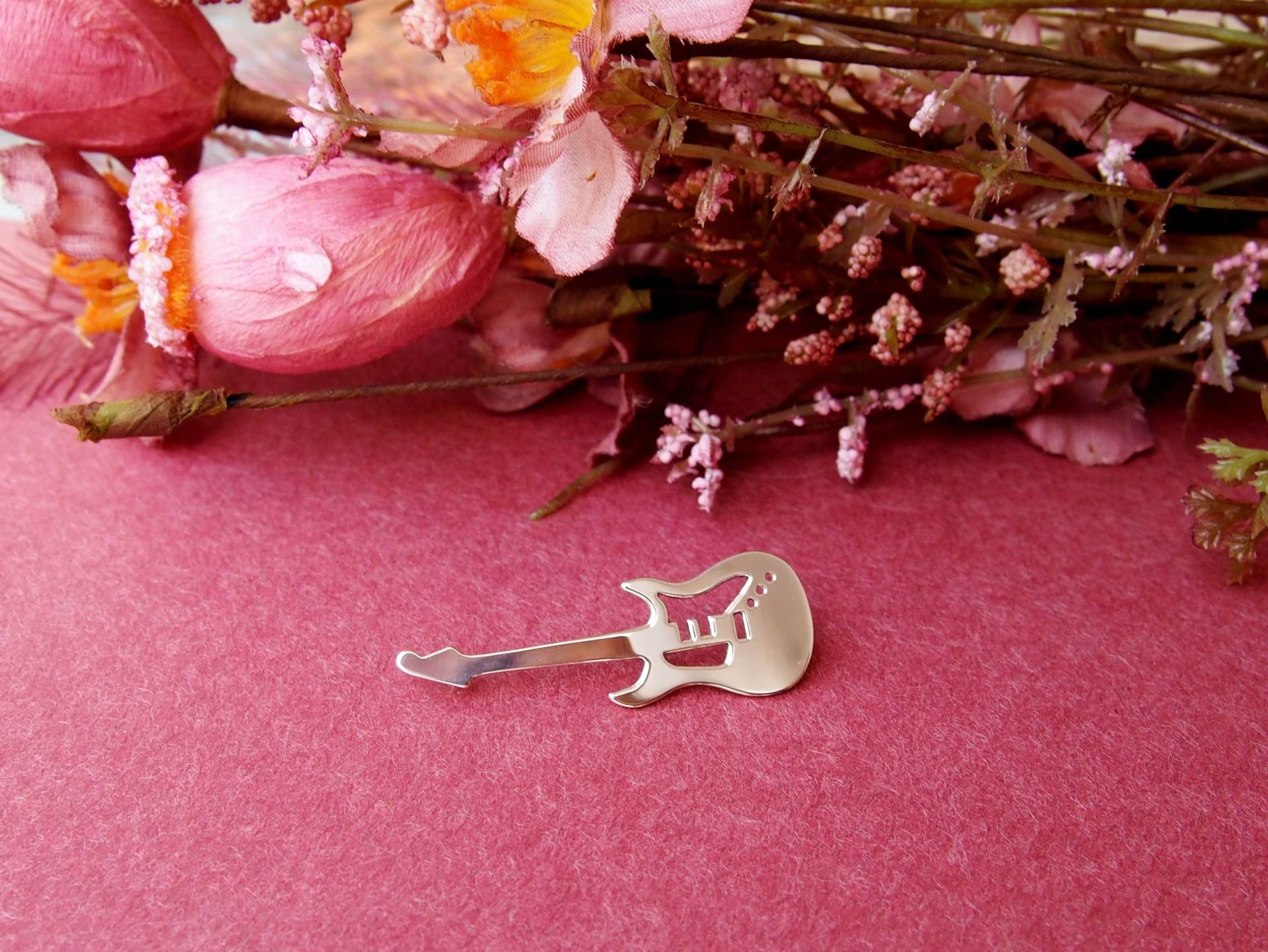 Gitarren Anstecknadel Aus 925Er Silber Handgemachter Musikschmuck von drawadreamjewelry