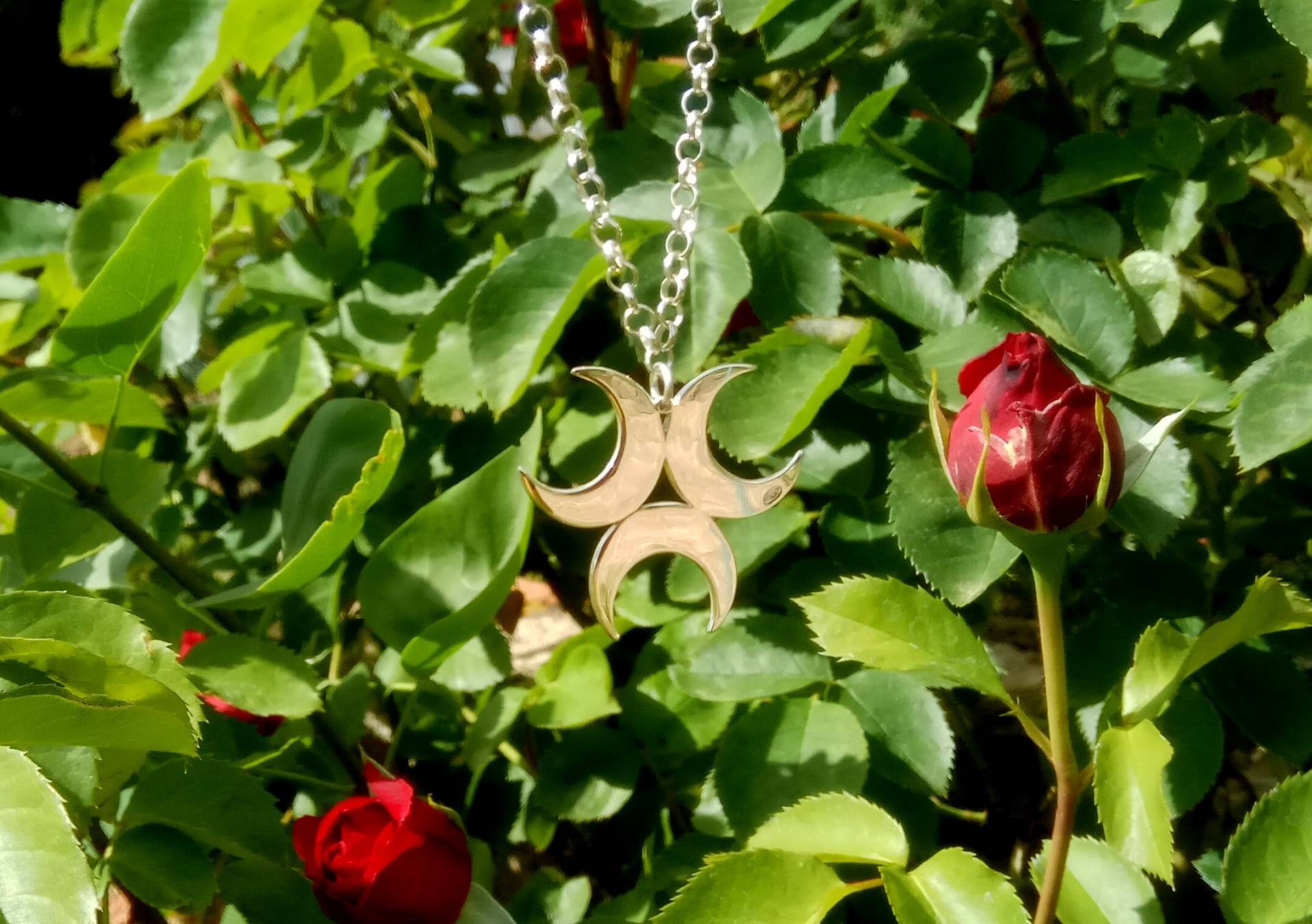 sterling Silber Drei Monde Halskette Handgemachter Halbmond Anhänger von drawadreamjewelry