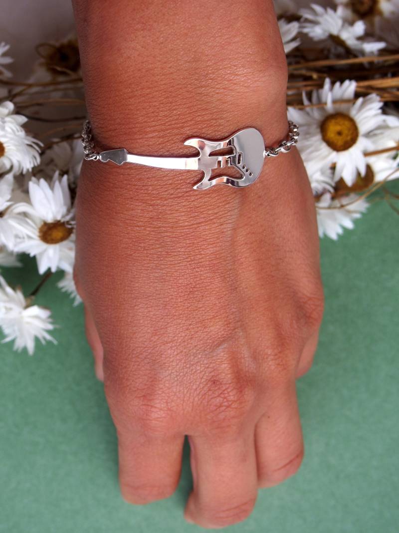 Gitarren-Armband Aus Sterlingsilber Handgemachtes Musik-Schmuckstück von drawadreamjewelry