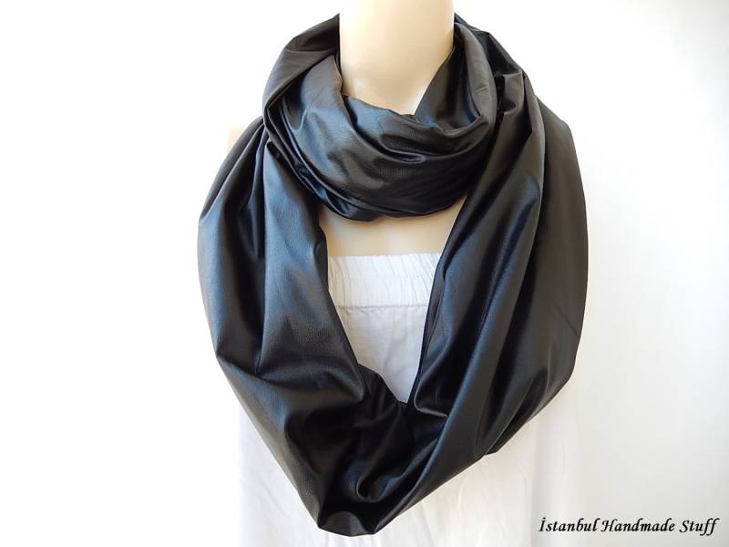 Unendlich Weicher Leder Schal - Infinity in Schwarz Unisex Geschenk Für Mann Vintage von dreamhouse1