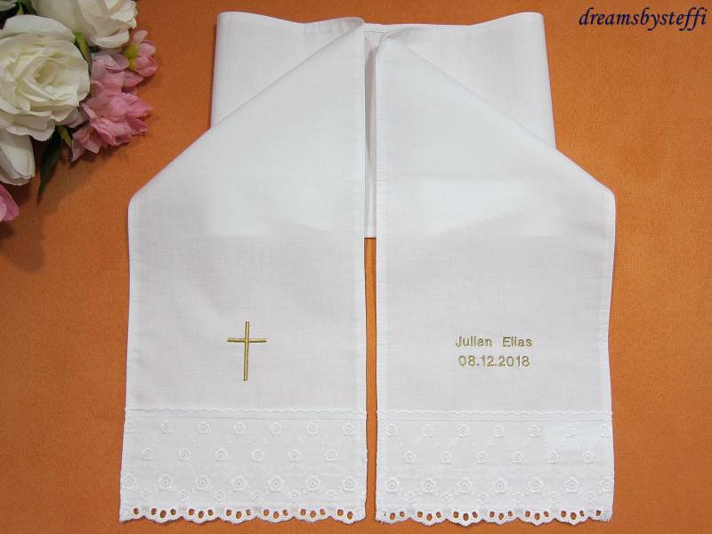 Taufschal Taufkleid Mit Spitze+Motiv+Name+Datum in Leinwandbindung Von Dreamsbysteffi® von dreamsbysteffi