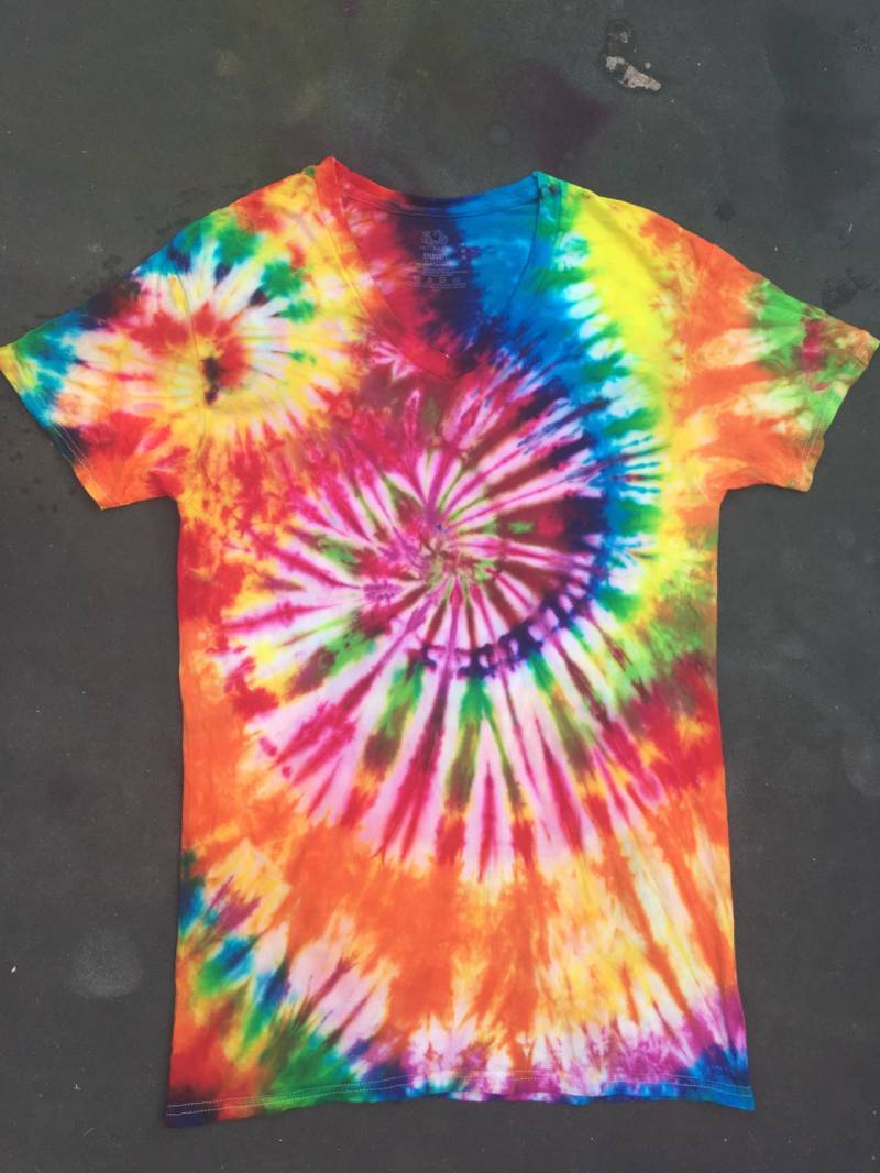 Krawattenfarbe Erwachsene| | S-3xl Custom Tie Dye T-Shirt Unisex von dreamstatenationatl