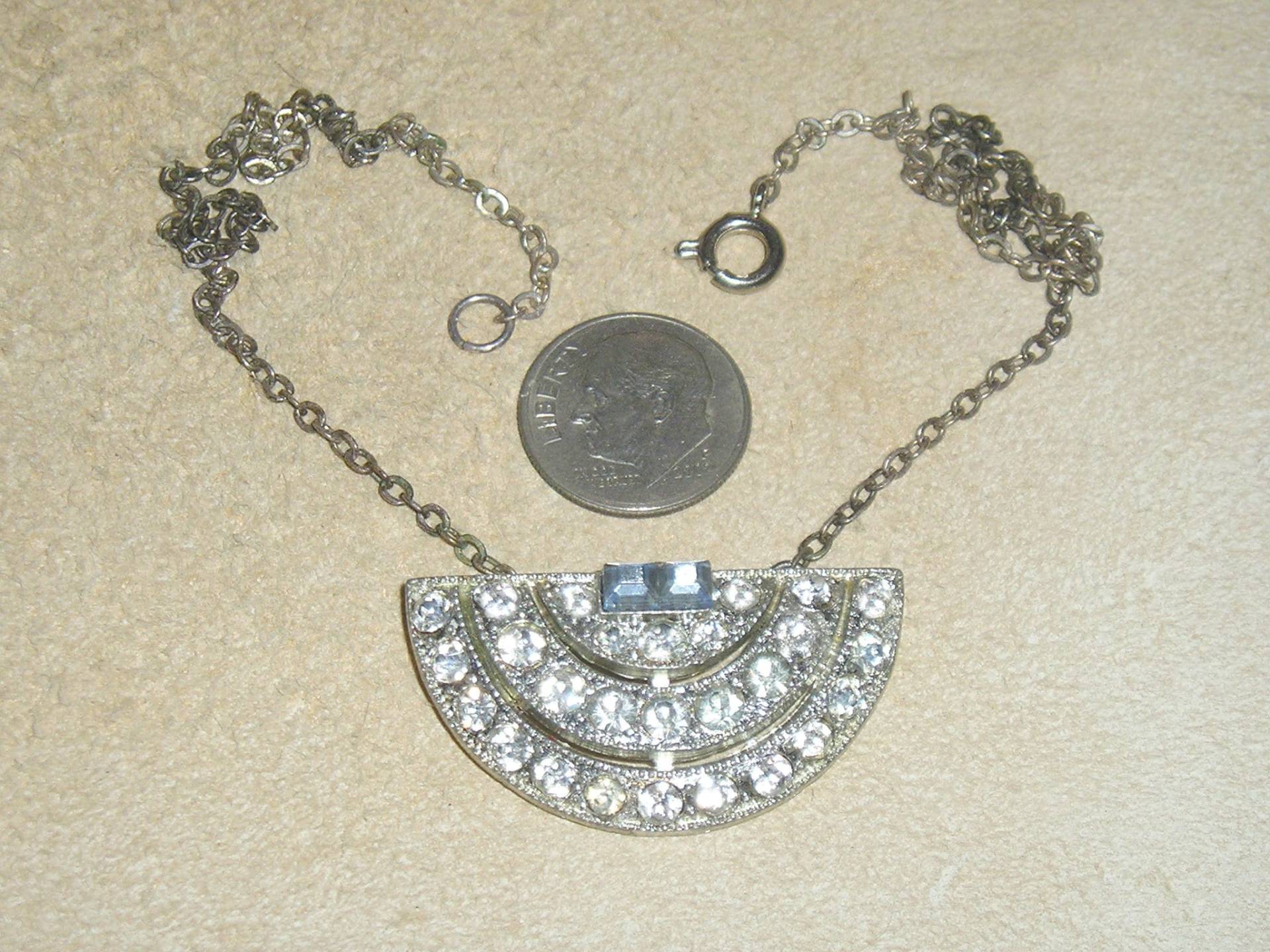 Vintage Signierte Goody Art Deco Topf Metall Strass Anhänger Halskette 1920Er Jahre Schmuck A97 von drjewelsvern