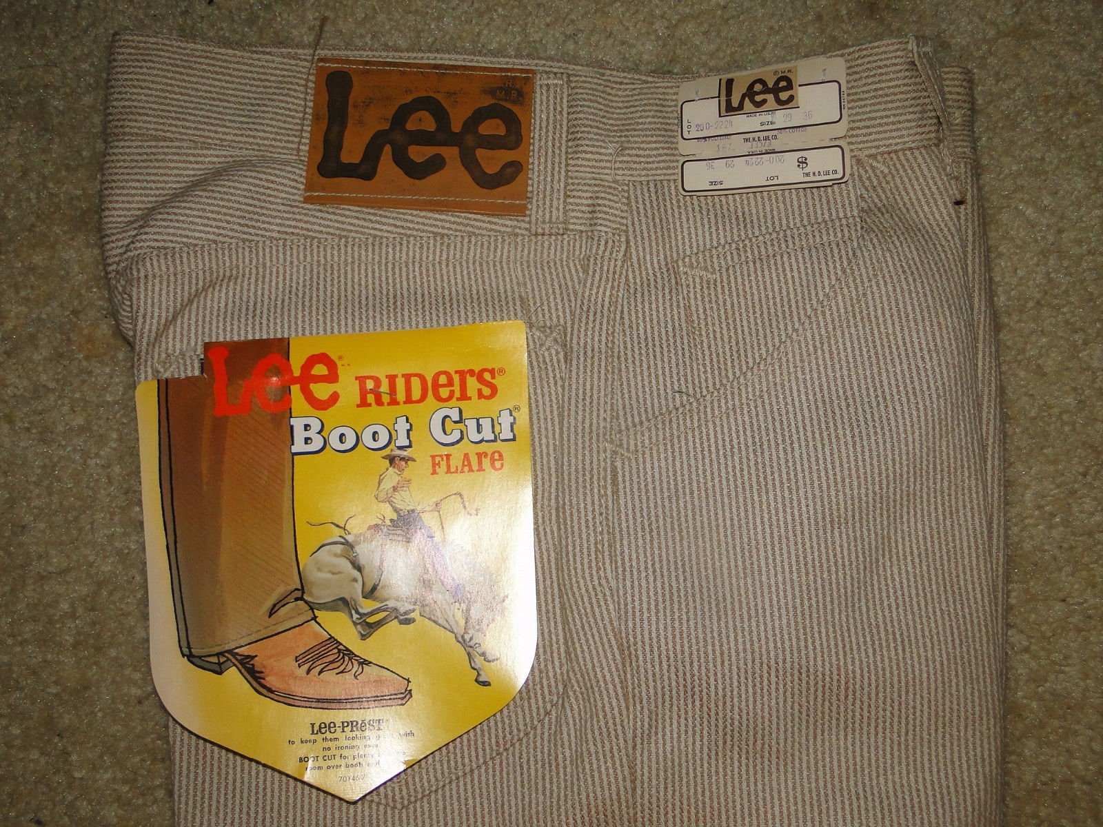 Vintage Lee Riders Denim Jeans Deadstock Stiefelschnitt 1970Er W 29x36 von drkvintageStudio