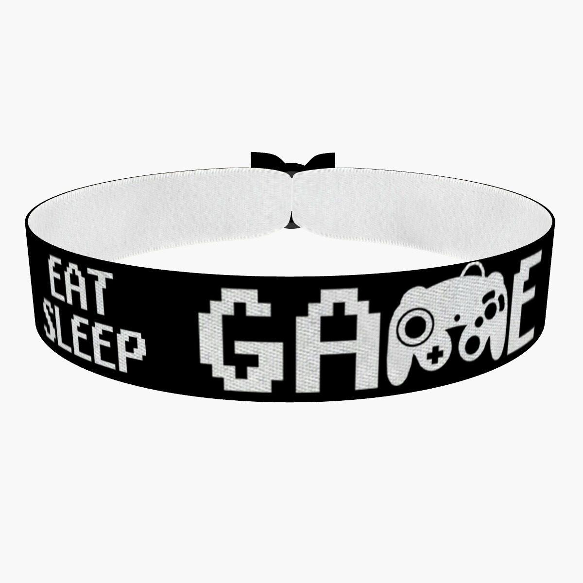 Eat Sleep Game Schwarz Stoffarmband - Gamer Armband, Gaming Zubehör, Geschenkideen Für Zocker Zubehör Eat Sleep Game Schwarz Stoffarmband - Gamer Armband, Gaming Zubehör, Geschenkideen Für Zocker Zubehör von druckpalast