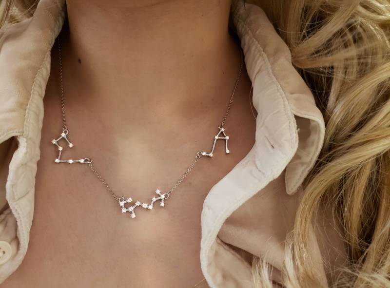 925 Sterling Silber Sternzeichen Halskette, Sternbild Celestial, Cz Steine, Multiple Charme Diamant Halskette von dua770