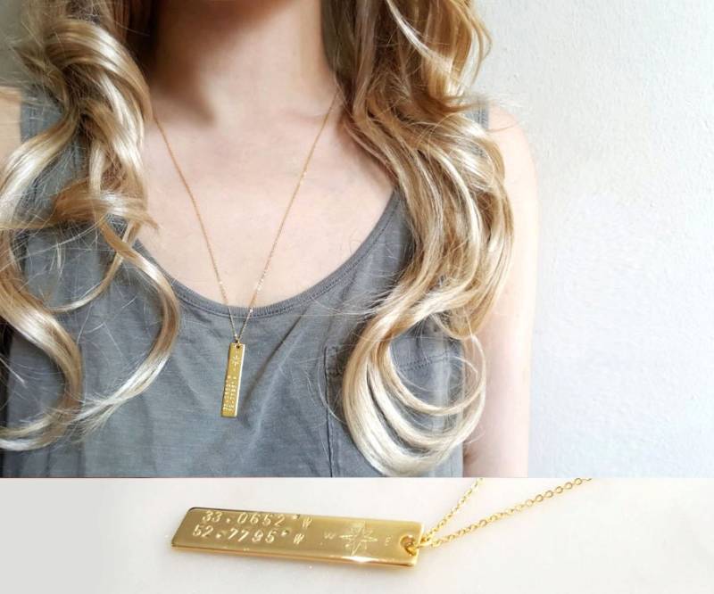 Benutzerdefinierte Koordinaten Halskette, Gps Kompass Vertikale Bar Hand Gestempelt Rose Gold Brautjungfer Geschenk von dua770