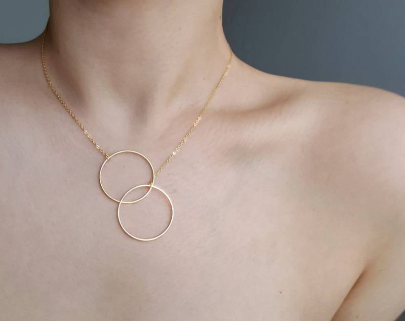 Gold Doppelring Halskette, Y Geschichtete Karma Doppelkreis Bogen Brautjungfer Geschenk, Weihnachtsgeschenk von dua770