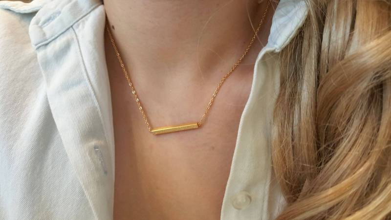Gold Zarte Bar Halskette, Seitliche Halsketten, Layering Winzige Brautjungfer Geschenk, Geschätztes Einzigartige Halskette von dua770