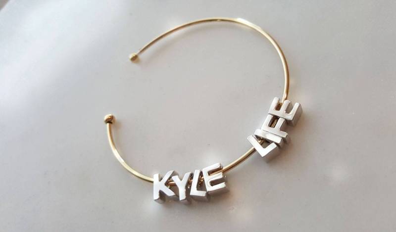 Großbuchstabe Initial Armreif, Name Silber Beste Freunde Armband, Personalisiertes Brautjungfer Geschenk von dua770