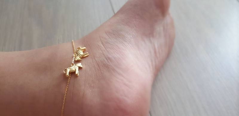 Minimal 18K Gold Pferd Anklet, Dala Süße Fußkette, Brautjungfer Geschenk, Geschätztes Weihnachtsgeschenke, Gutes Geschenk von dua770