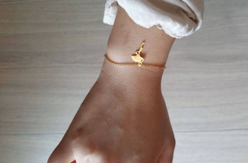 Zarte Zierliche Flamingo Armbänder, Zartes Vogel Armband, Dünne Gold Kette, Layering Brautjungfer Geschenk von dua770