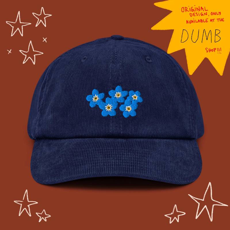 Bestickte Vergiss Mich Nicht Cord Mütze von dumbshoppe