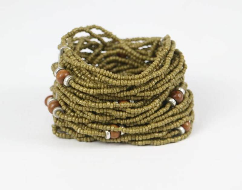 Boho Multi Strand Armband - Olive von dumelacreations
