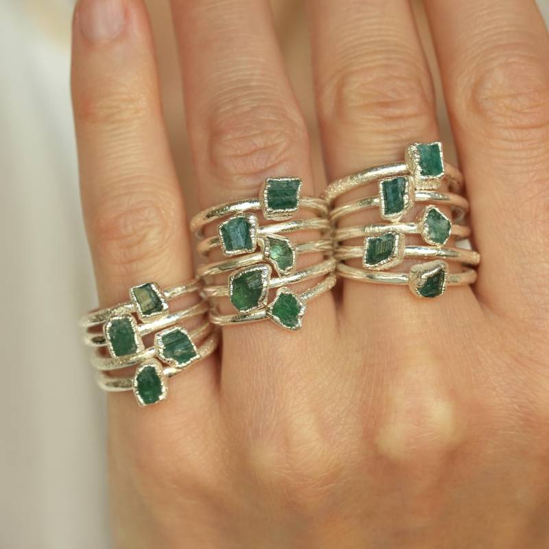 Roher Smaragd Kristall Ring Rts 999 Reiner Silber Elektrogeformter Solitär Ungeschliffener Ring Roher Smaragd Kristall Ring Rts 999 Reiner Silber Elektrogeformter Solitär Ungeschliffener Ring von eMerakiGalaxy