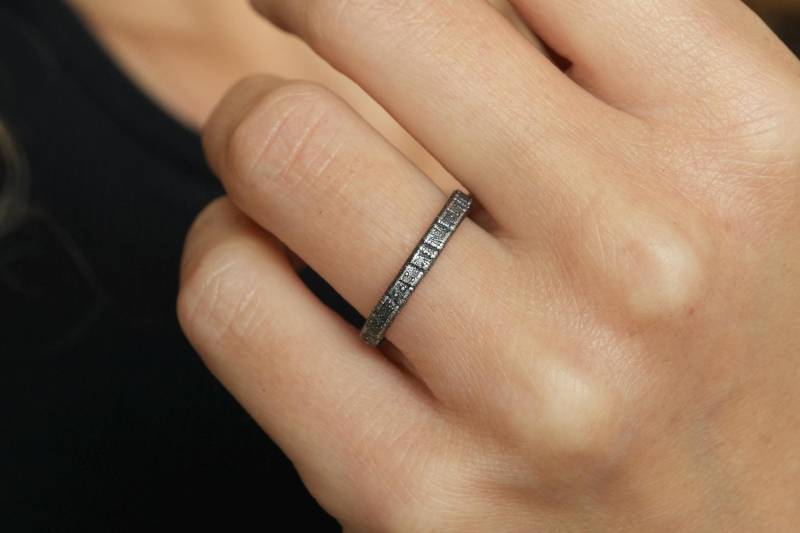 Rustikaler Silber Bandring Oxidierter Ehering Bio-Wald-stil Ring Elektrogeformter Fassring Handgefertigter Alternativer von eMerakiGalaxy