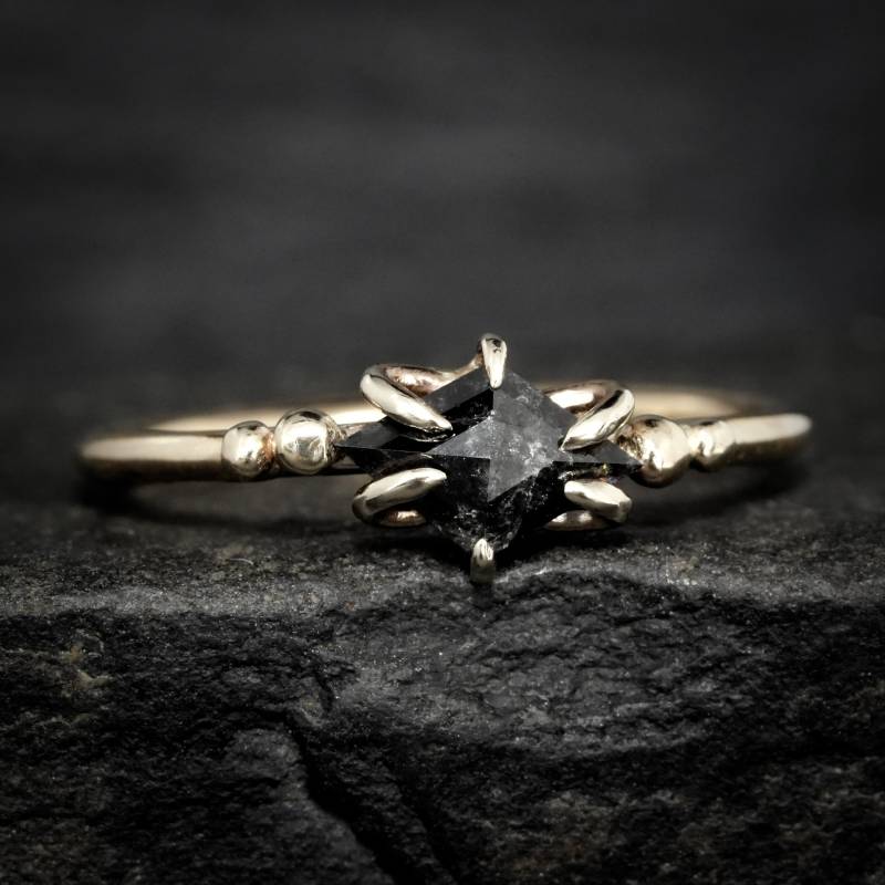 Sofort Lieferbar Diamant Ring. Us Größe 5. 14K Champagner Gold Salz Und Pfeffer Drachen Ring von eMerakiStudio