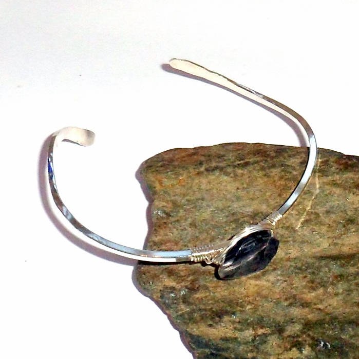 Blauer Iolith Edelstein Sterlingsilber Armreif #996 Blauer Iolith Edelstein Sterlingsilber Armreif #996 von earthegy