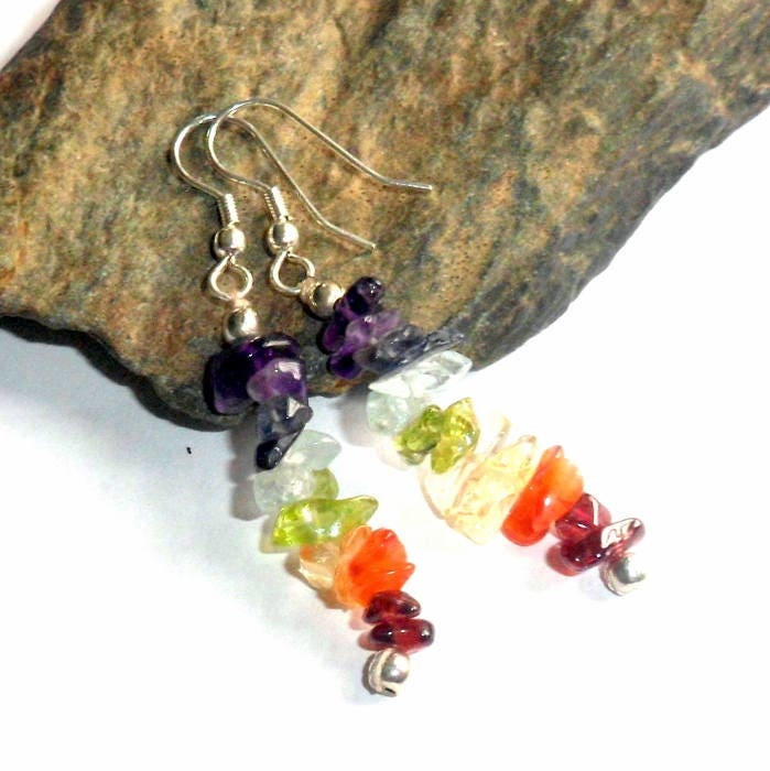 Sieben Chakren Chip Edelstein Ohrringe Silber Baumeln Earthegy Chakra Schmuck #883 von earthegy