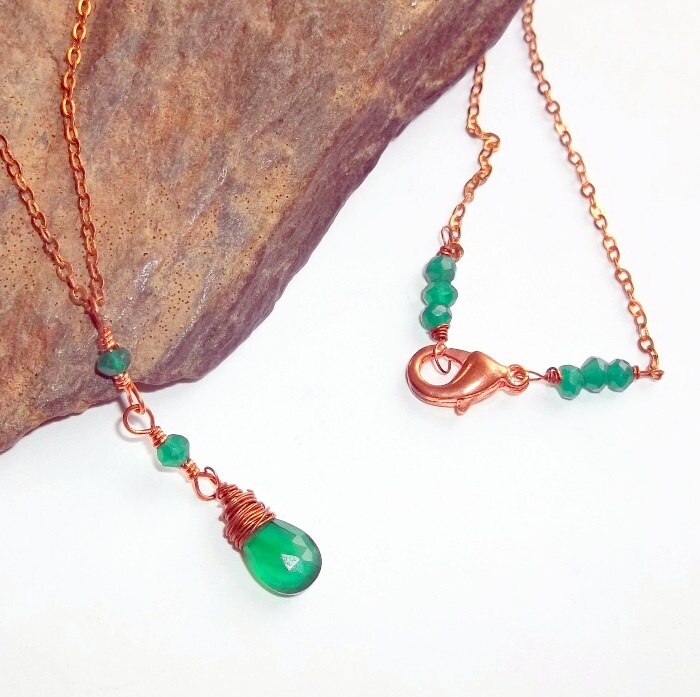 Smaragd Grün Onyx Chalcedon Y Halskette Kupfer Zarte Erde von earthegy