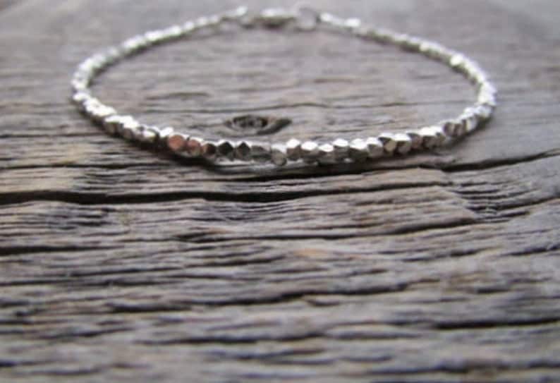 Hill Tribe Silber Armband, Perle Stapel Zierliche Schicht Karen Tribe, Armband Frauen Hill Tribe Silber Armband, Perle Stapel Zierliche Schicht Karen Tribe, Armband Frauen von earthwatersol