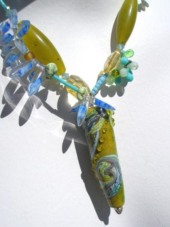 Handgemachte Glas Und Jade Halskette Olive Grüntürkis Handgemachte Glas Und Jade Halskette Olive Grüntürkis von earthwoodgems