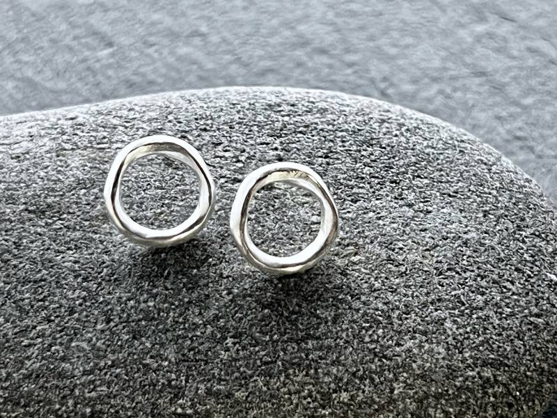 Ebbe Und Flut Ohrstecker Ringe Nordsee Versilbert - Runde Hoops Circle Kreis Von Ebbe Flut® von ebbeundflut