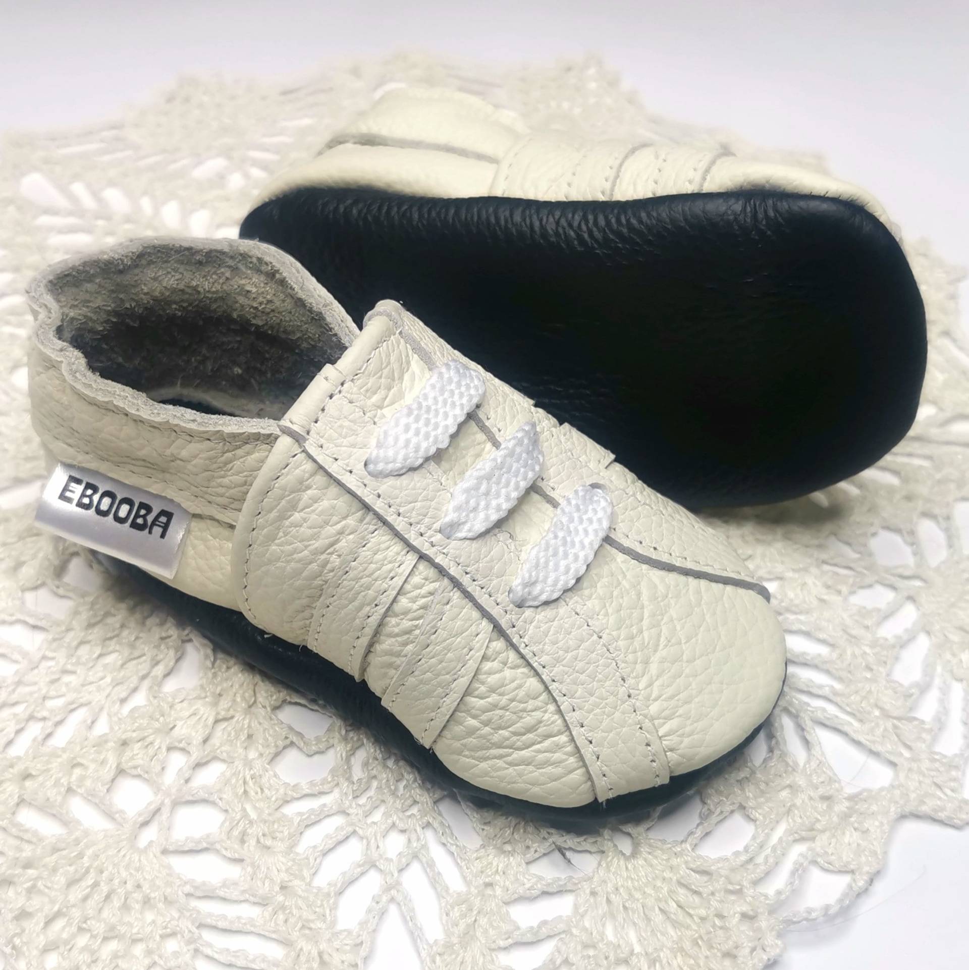 Krabbelschuhe, Ebooba, Weiße Baby Sneakers, Farbige Kinderschuhe 18-24 Monate, Hausschuhe, Pantoffel, Mädchen Schuhe, Jungs Schuhe, Krabbelpuschen von ebooba