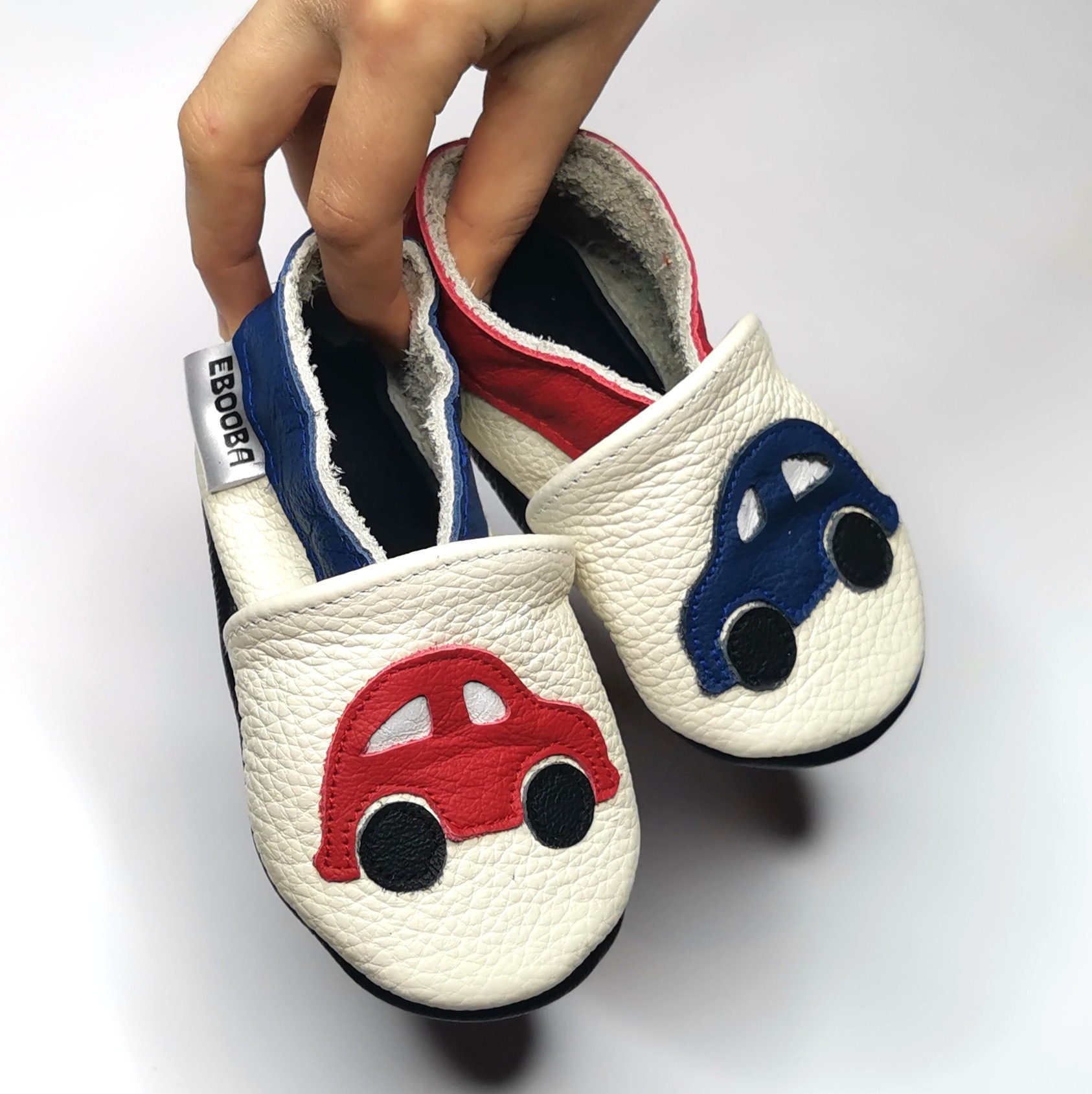 Lederpuschen Cars Jungen Schuhe Transport Booties Weiße Kinder Hausschuhe 0-6 Monate, Ebooba von ebooba