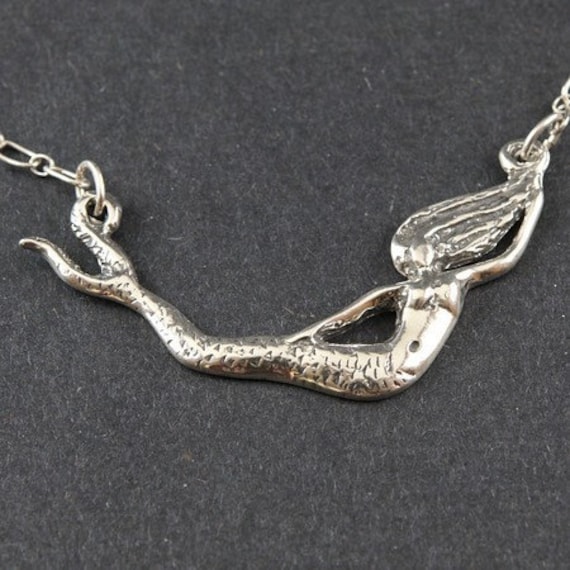 Mermaid Neptun Tochter Sterling Silber Halskette von echoandwild