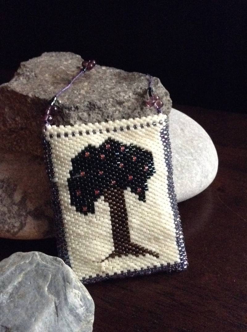 Druide Baum-Pouch Beaded Halskette Druide Baum-Pouch Beaded Halskette von echoinggreen