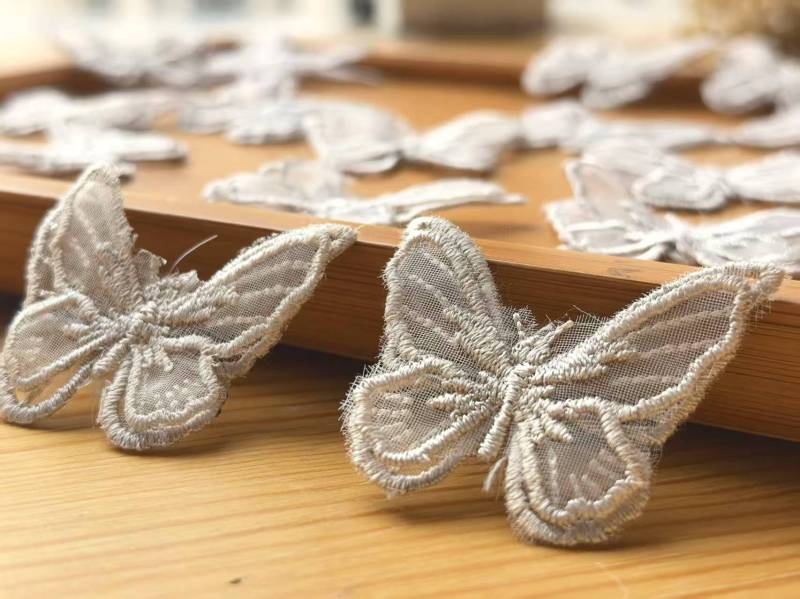 Graue Organza Schmetterling Applikation, Embroidery Patches | 10 Stück M096 von eclatlace