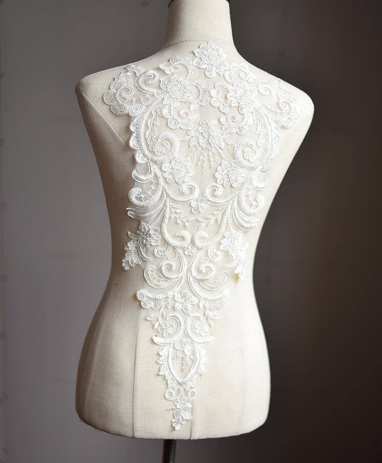 Elfenbein Blumen Spitze Applikation Mit Pailletten S0360 von eclatlace