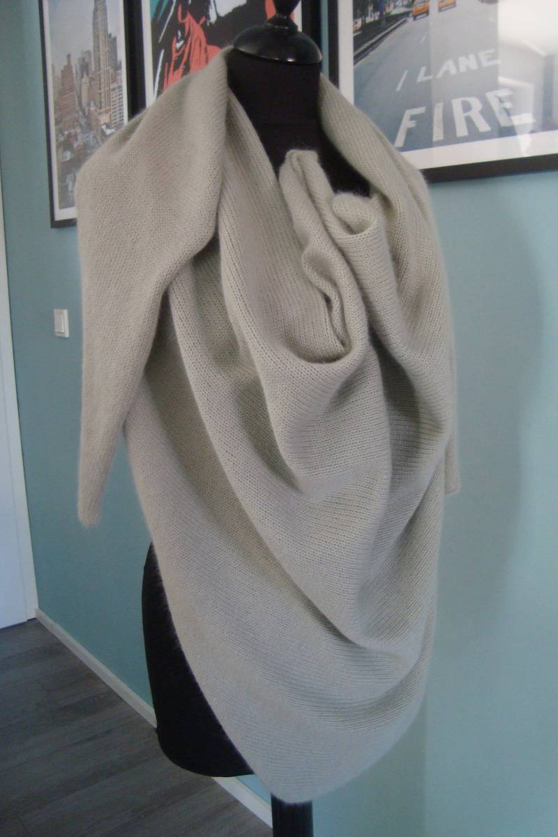 Dreiecktuch Gestrickt Aus Baumwolle-Merino Mix von edelalpaka