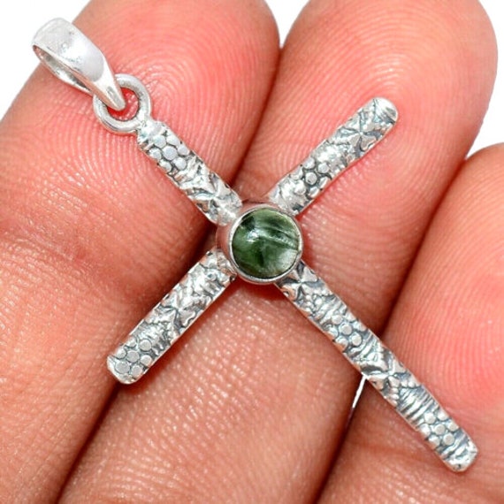 Hübsches Designer Anhänger - Kreuz 925Er Silber Mit Labradorit 4, 5cm Groß Hübsches Designer Anhänger - Kreuz 925Er Silber Mit Labradorit 4, 5cm Groß von edeldesign