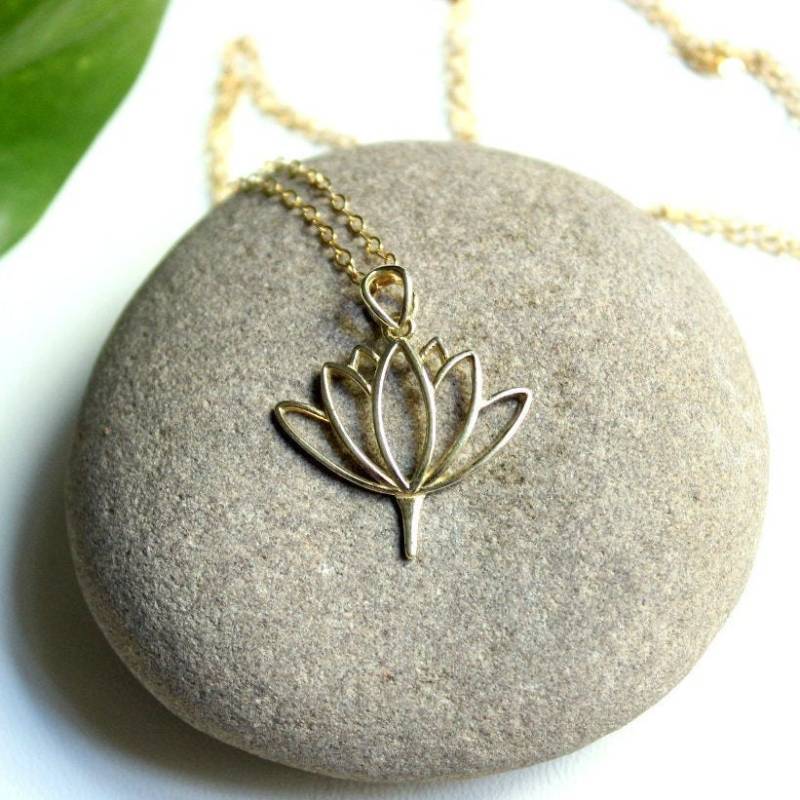14K Gold Filled Kette Mit Großer Lotosblüte 25mm Vergoldet Golden Lotus Floral Boho Weisheit Reinheit Blumig Wunsch Glück Ethno Yoga Fein von edelfeinES