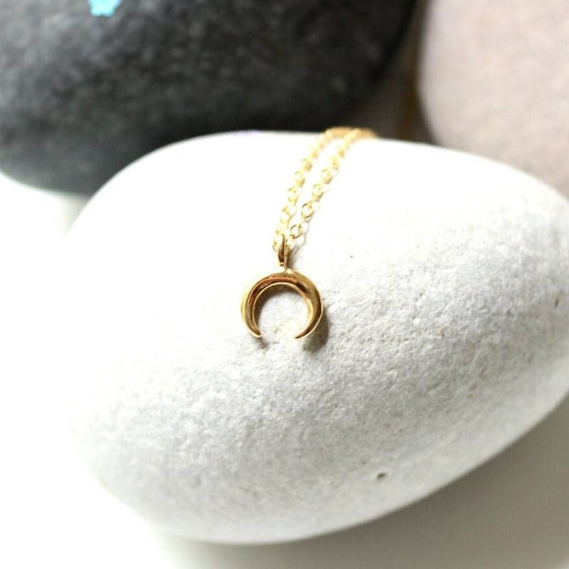 14K Gold Filled Kette Mit Mondsichel Anhänger 10mm Vergoldet Tiny Golden Moon Himmelskörper Mond Boho Halbmond Sichel Horn Liebe Reise Fein von edelfeinES
