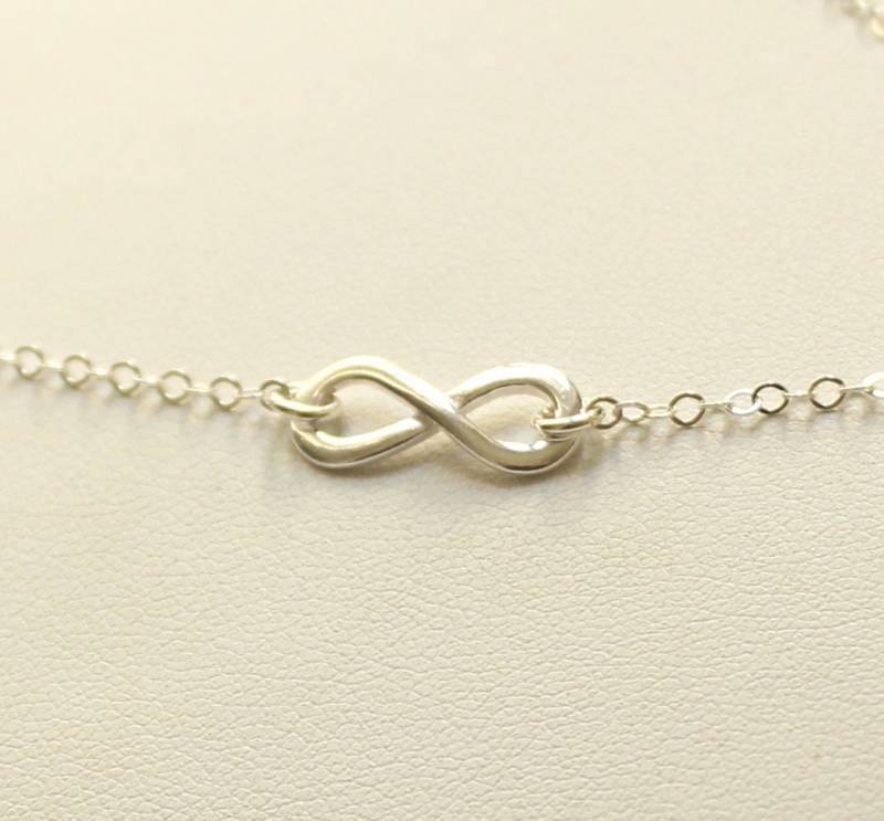925 Silber Armband Mit Infinity Knoten 12mm Aus Forever Unendlichkeit Symbol Liebe Verbundenheit Freundschaft Schönes Geschenk von edelfeinES