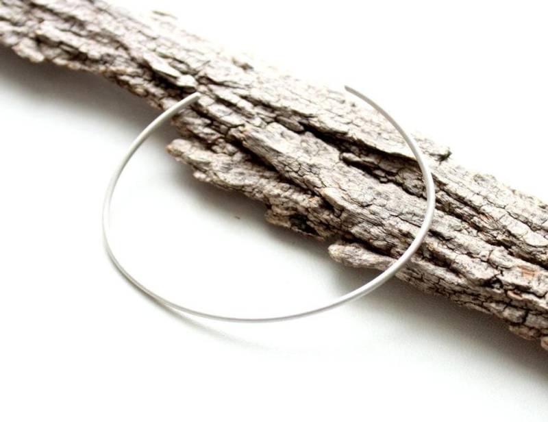 925 Silber Armreif 1.5mm Gebürstet Pure Chic Armspange Offen Schlicht Handgeschmiedet Runddraht Surferschmuck Unisex Freundschaft Boho Fein von edelfeinES