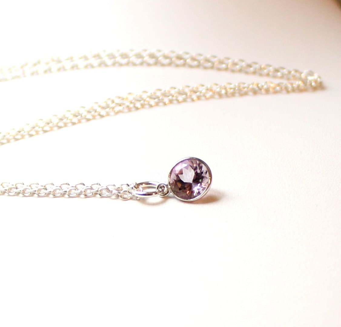 925 Silber Kette Mit Hell Lila Amethyst Anhänger 8mm Rund Viola Energie Weisheit Zart Violett Schönes Geschenk Glück Liebe Freude Fein von edelfeinES