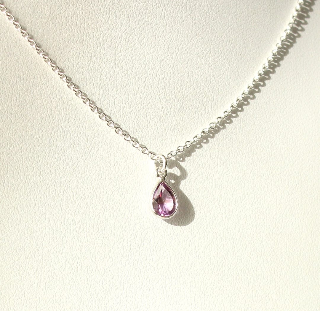 Zarte 925 Silber Kette Mit Hell Lila Amethyst Anhänger in Tropfen Form 7mm Viola Energie Glück Harmonie Esprit Schönes Geschenk Liebe Fein von edelfeinES